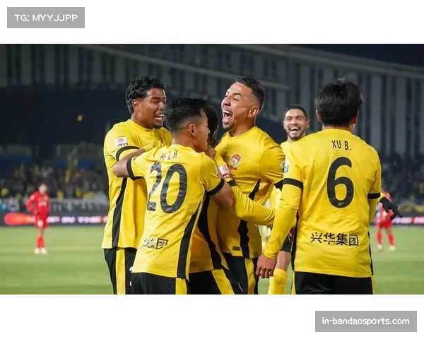 青岛西海岸杨希抢断积极 防守数据位居联赛前列